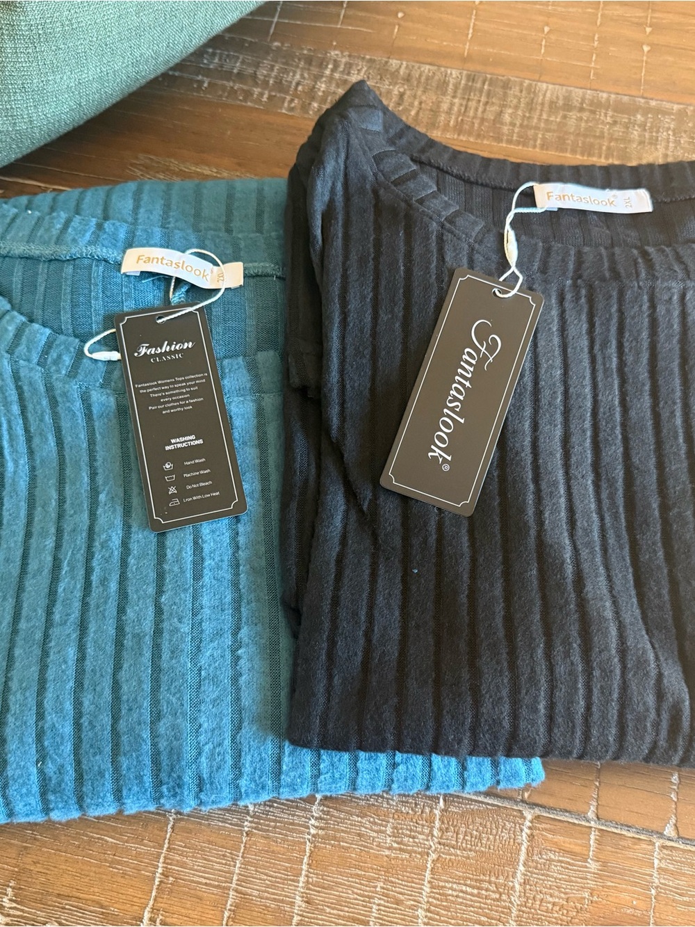Fantaslook Women’s Ribbed Crewneck Top - Teal and Black